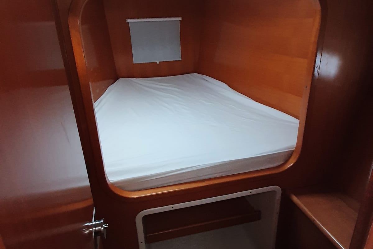 Cabin on Manatéa, a Lagoon 38 catamaran at Hyères, France
