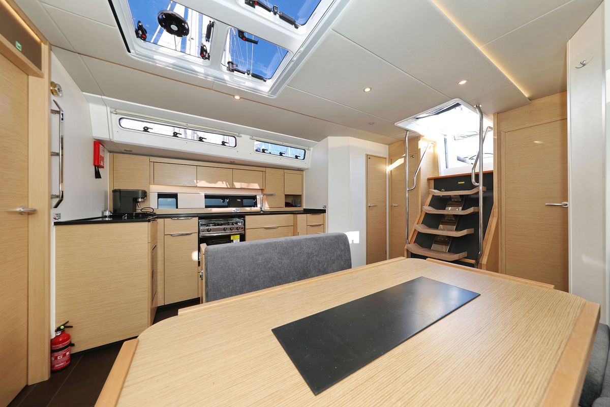 Salon of Tropea, a Hanse Yachts Hanse 510 sailboat at Grad Kaštela, Croatia