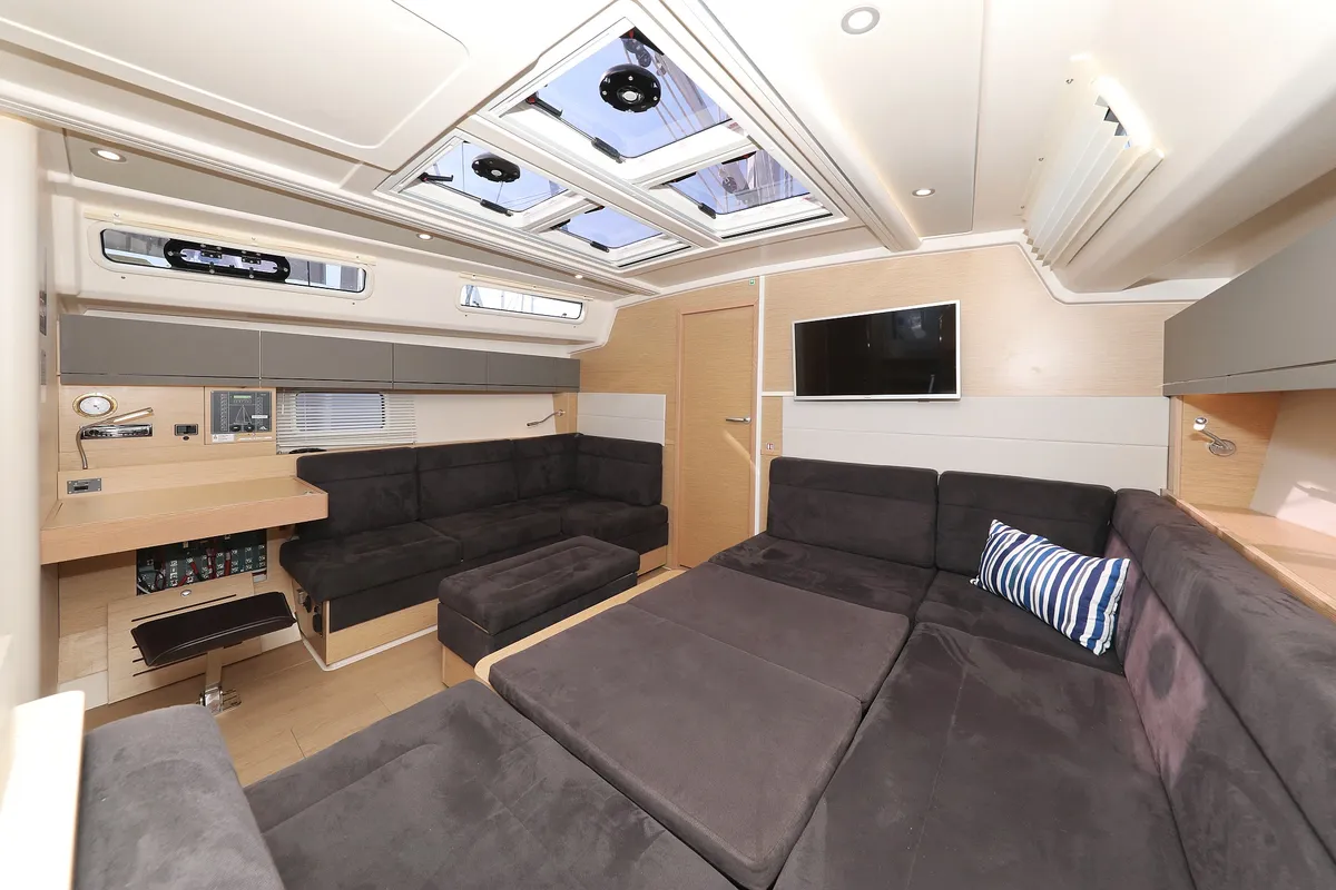 Salon of Terna, a Hanse Yachts Hanse 458 sailboat at Grad Šibenik, Croatia