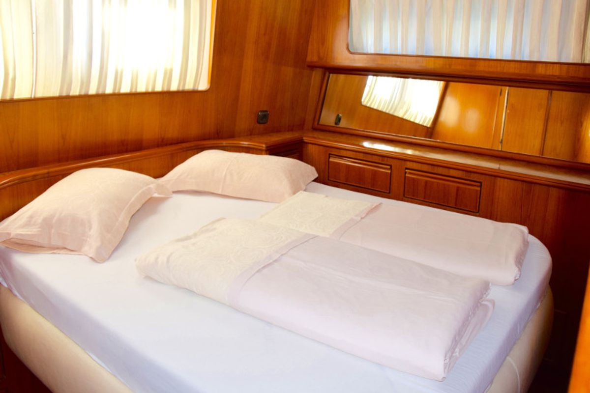 Cabin on Grazia, a Yaretti 1570 motorboat at Primošten, Croatia