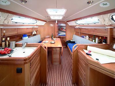 Salon of Natalie, a Bavaria 39 Cruiser sailboat at Volos Municipality, Greece