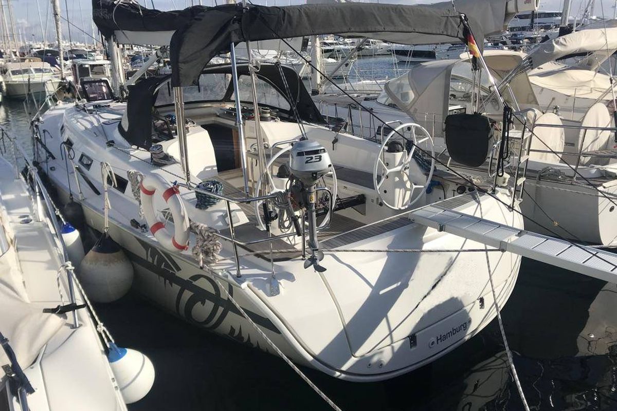 Exterior view of Atlantica, a Bavaria Cruiser 40 S sailboat at Palma de Mallorca, Spain