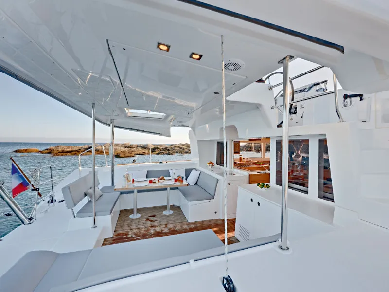 Deck of Caliente, a Lagoon 450 Fly catamaran at Thira Municipal Unit, Greece