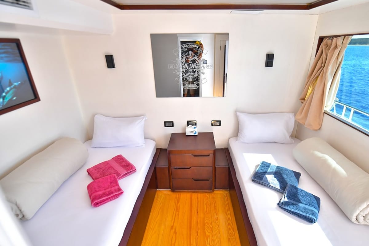 Cabin on Comfort cabin upper deck 3, a Gulet Luxury Motor Yacht motorboat at Sharm El Sheikh, Egypt