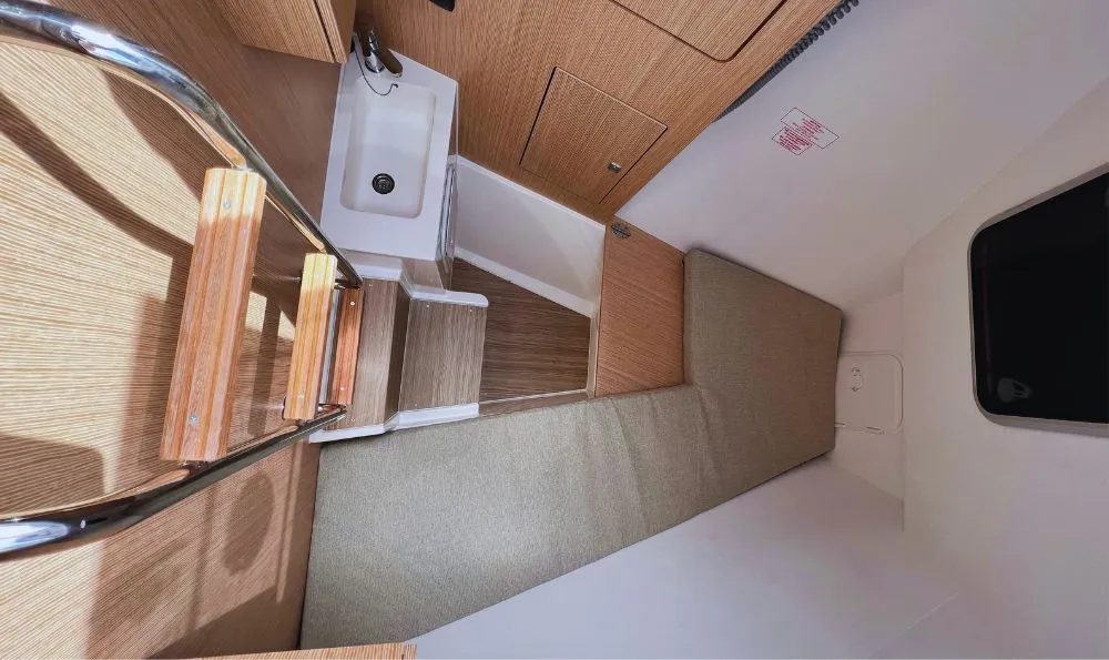 Cabin on Malena, a Bavaria C50 sailboat at Cecina, Italy
