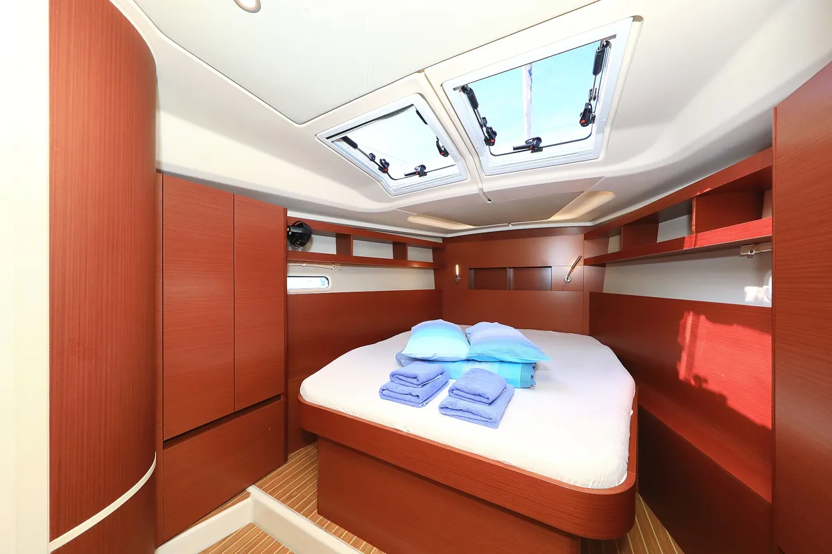 Cabin on Amarena, a Hanse Yachts Hanse 458 sailboat at Općina Sukošan, Croatia