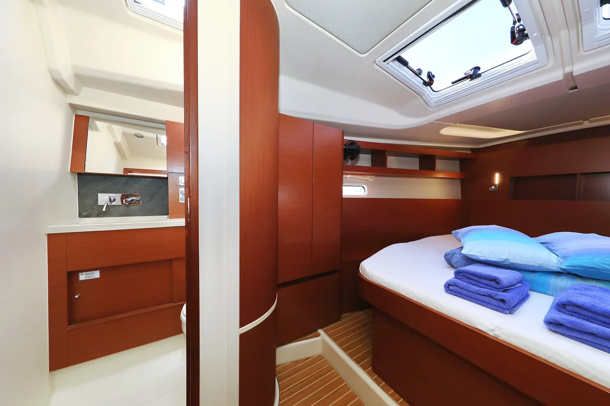 Cabin on Amarena, a Hanse Yachts Hanse 458 sailboat at Općina Sukošan, Croatia