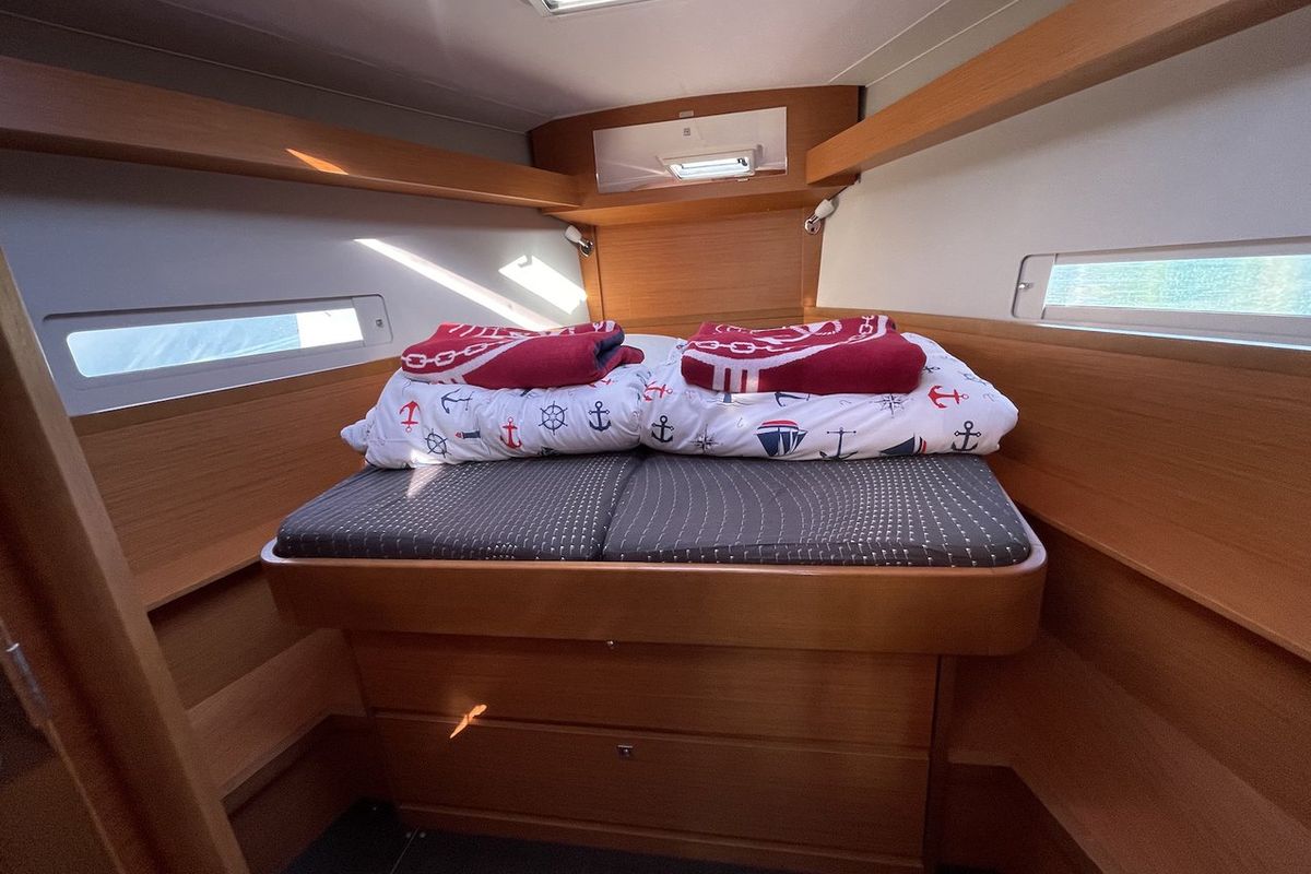 Cabin on Tian, a Dufour 430 sailboat at Fethiye, Turkey