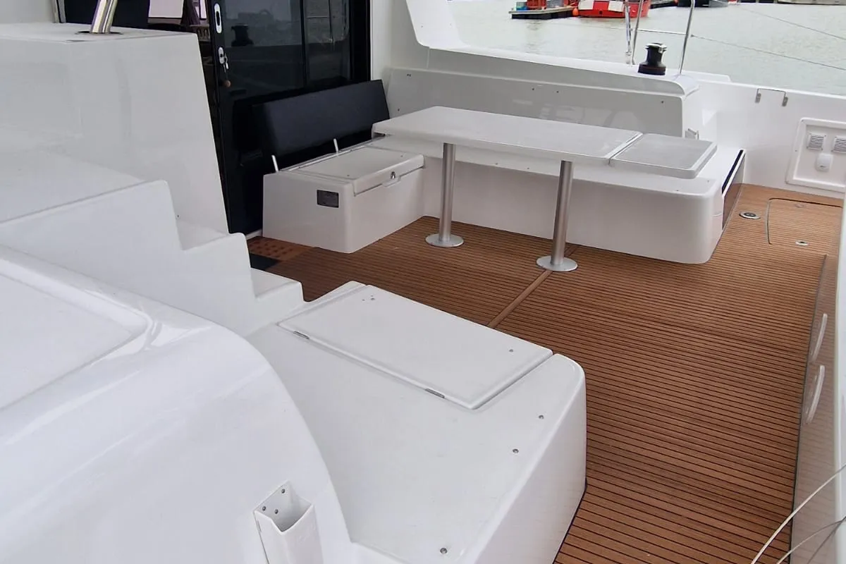 Take it Easy II, a Lagoon Lagoon 42 catamaran at Bonifacio / Bunifaziu, France