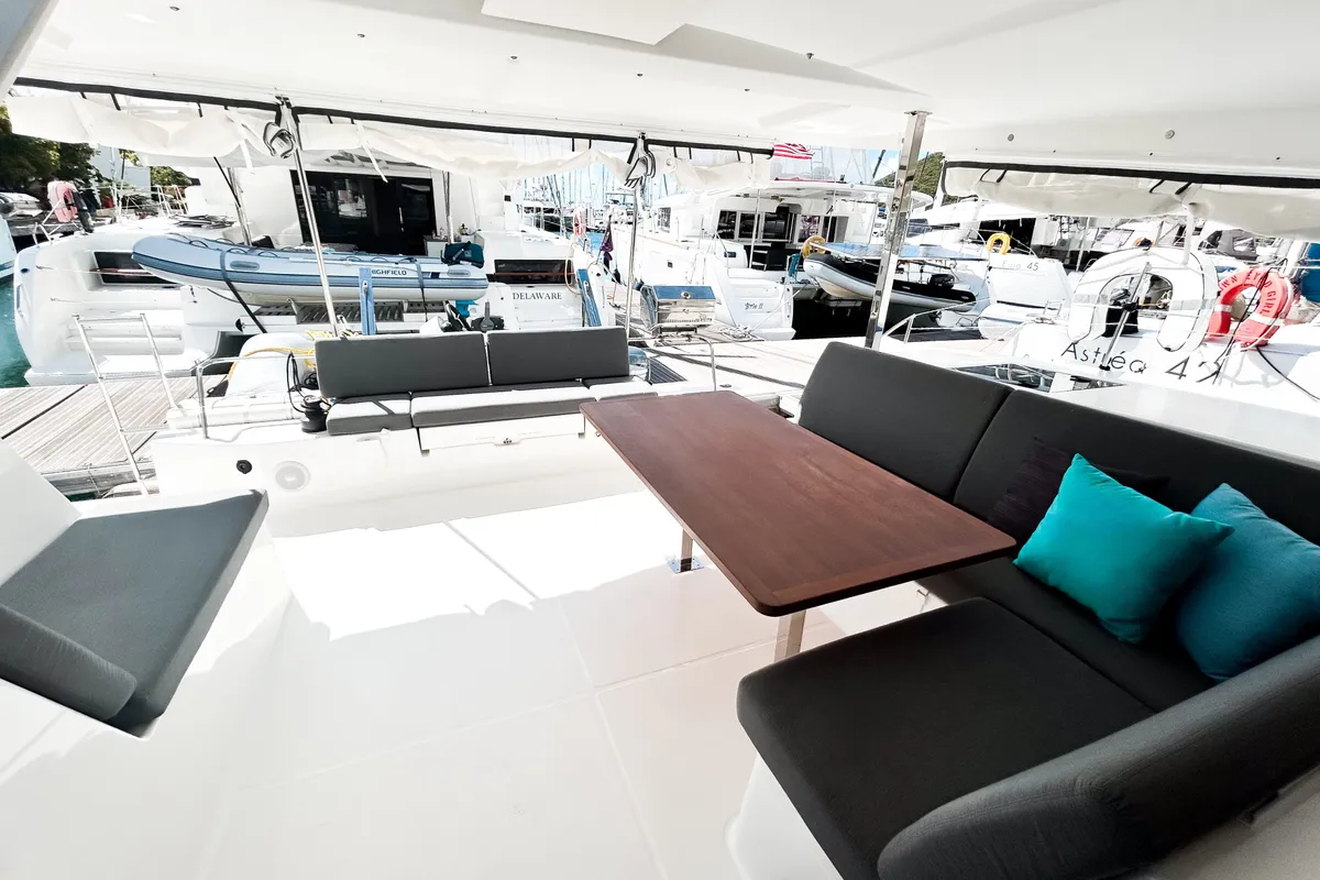 Salon of Pizza My Heart, a Fountaine Pajot Isla 40 catamaran at Road Town, British Virgin Islands