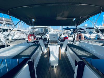 Cockpit of Mersina, a Hanse Yachts Hanse 418 sailboat at Municipal Unit of Lefkada, Greece