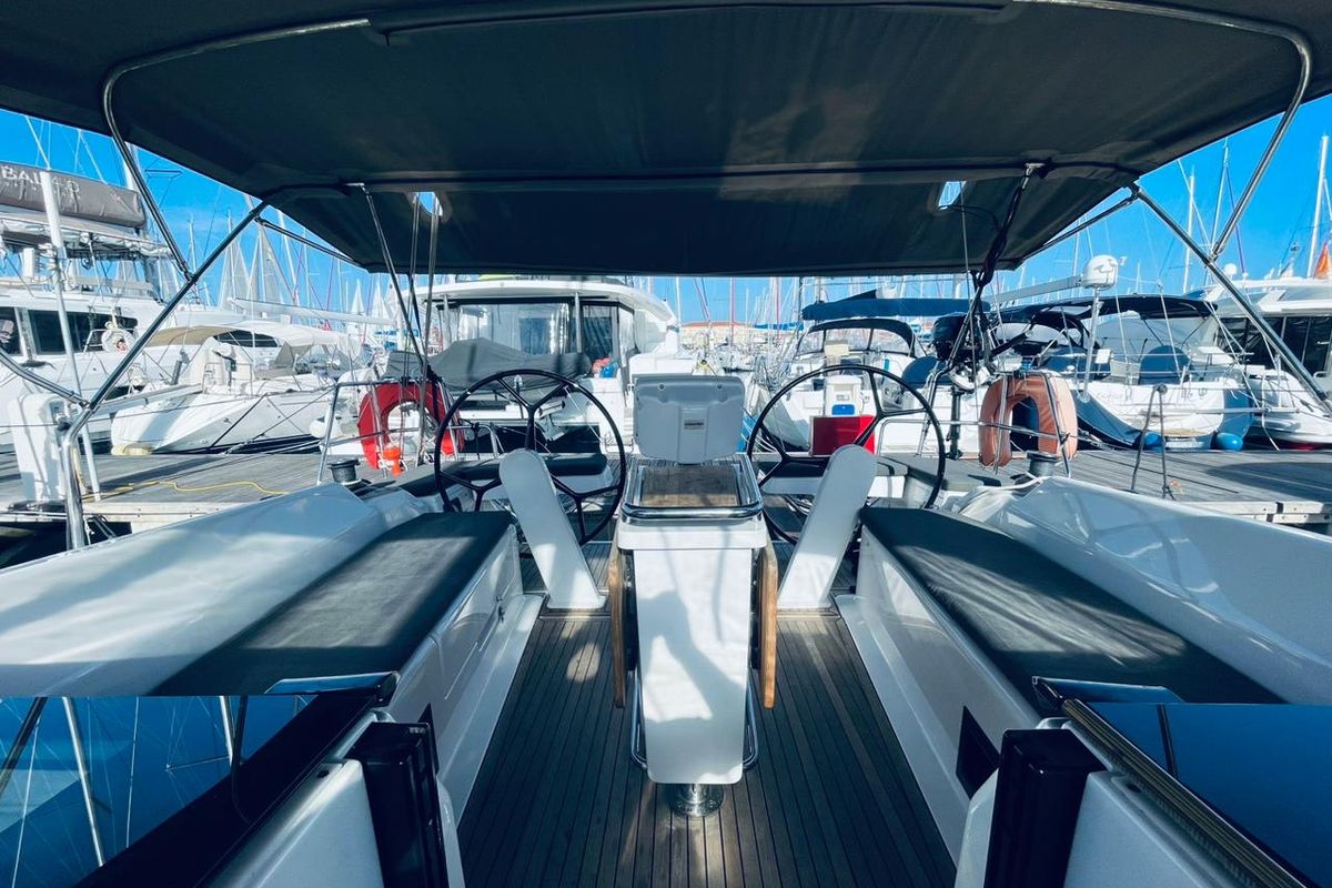 Cockpit of Mersina, a Hanse Yachts Hanse 418 sailboat at Municipal Unit of Lefkada, Greece