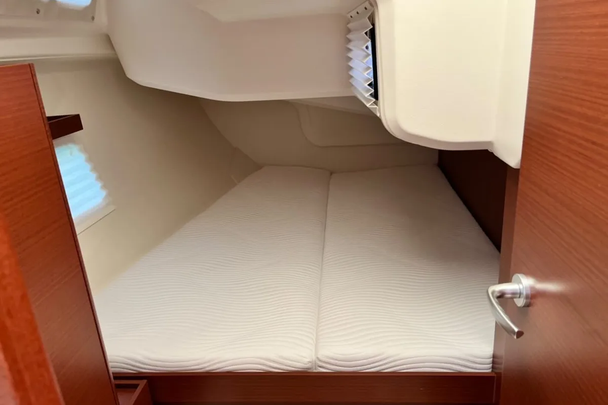 Cabin on Mersina, a Hanse Yachts Hanse 418 sailboat at Municipal Unit of Lefkada, Greece