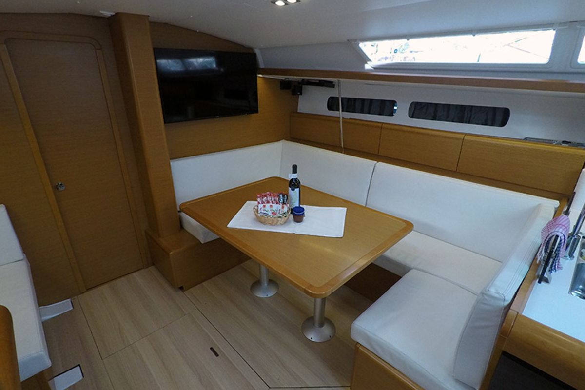 Salon of Elissa, a Jeanneau Sun Odyssey 449 sailboat at Grad Šibenik, Croatia