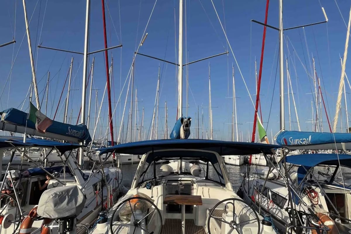 Cockpit of Oceanis 35 Classic, a Beneteau Oceanis 35 sailboat at Tonnarella, Italy