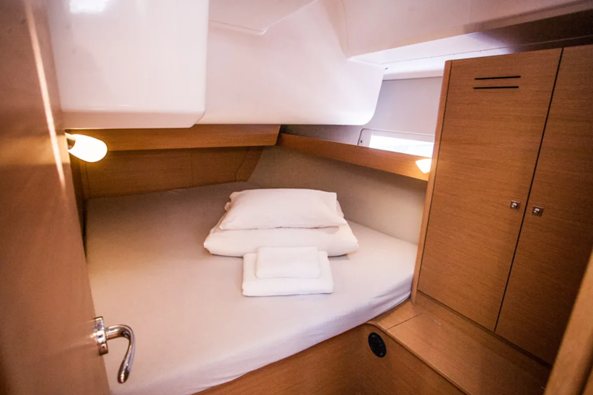 Cabin on Lisabet, a Dufour 460 GL sailboat at Primošten, Croatia