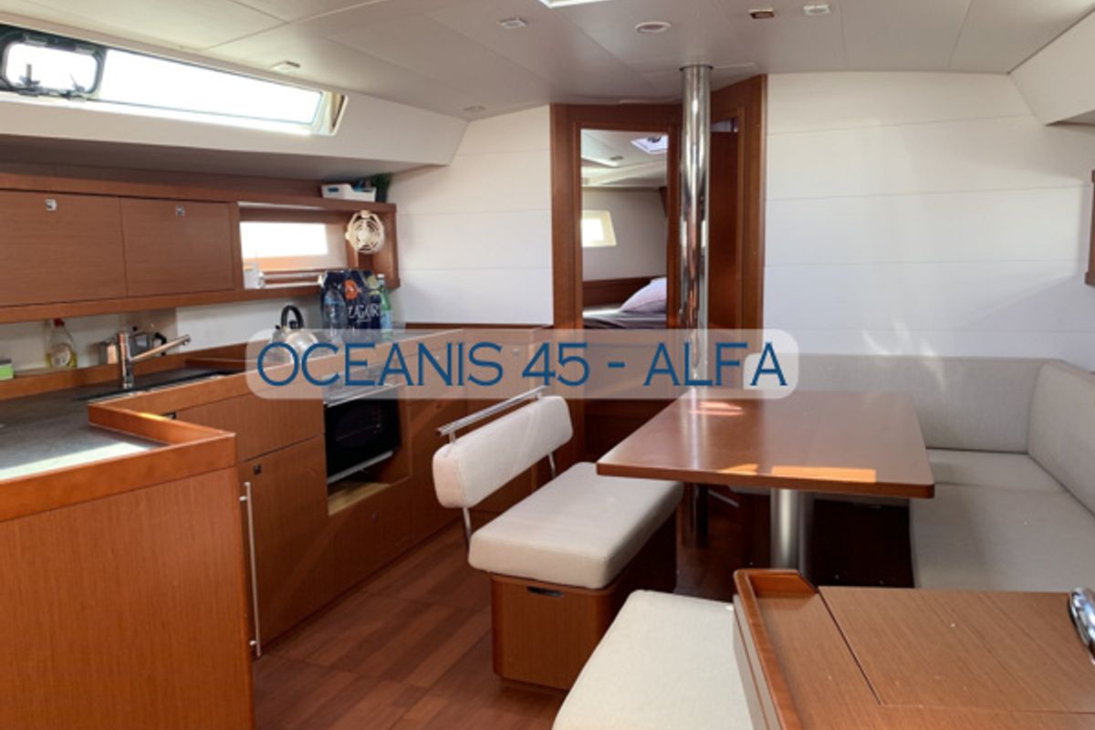 Salon of Comfort, a Beneteau Oceanis 45 sailboat at Gouvia, Greece