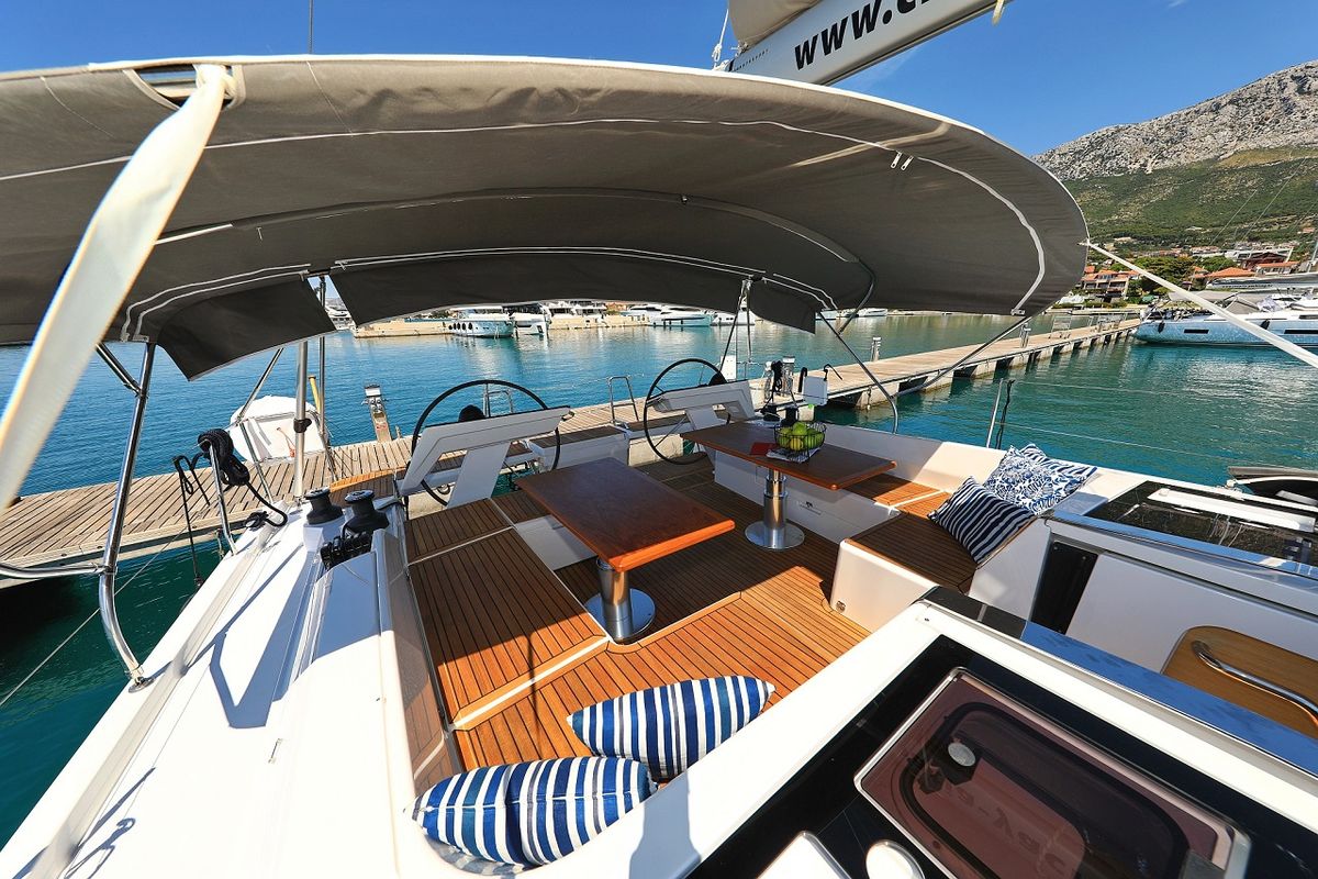 Cockpit of Miss Moneypenny, a Hanse Yachts Hanse 460 sailboat at Grad Kaštela, Croatia
