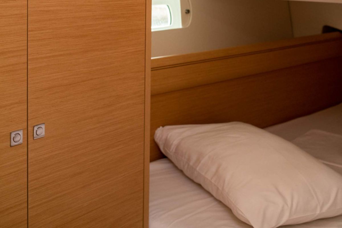Cabin on Maria 1, a Jeanneau Sun Odyssey 449 sailboat at Athens, Greece