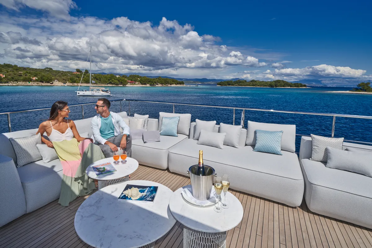 Deck of ALUMINIA TOO, a Azimut Grande 27 yacht at Grad Kaštela, Croatia