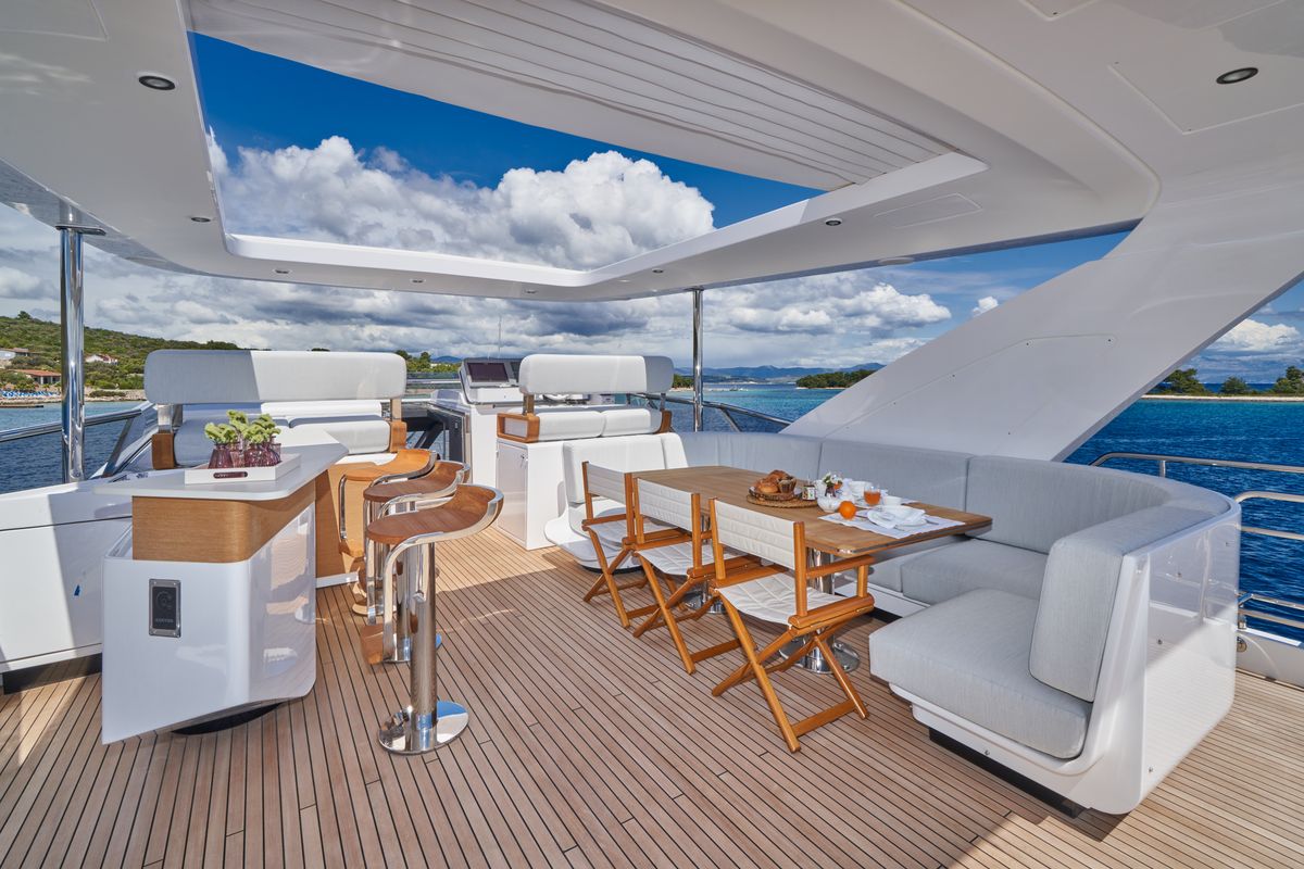 Cockpit of ALUMINIA TOO, a Azimut Grande 27 yacht at Grad Kaštela, Croatia