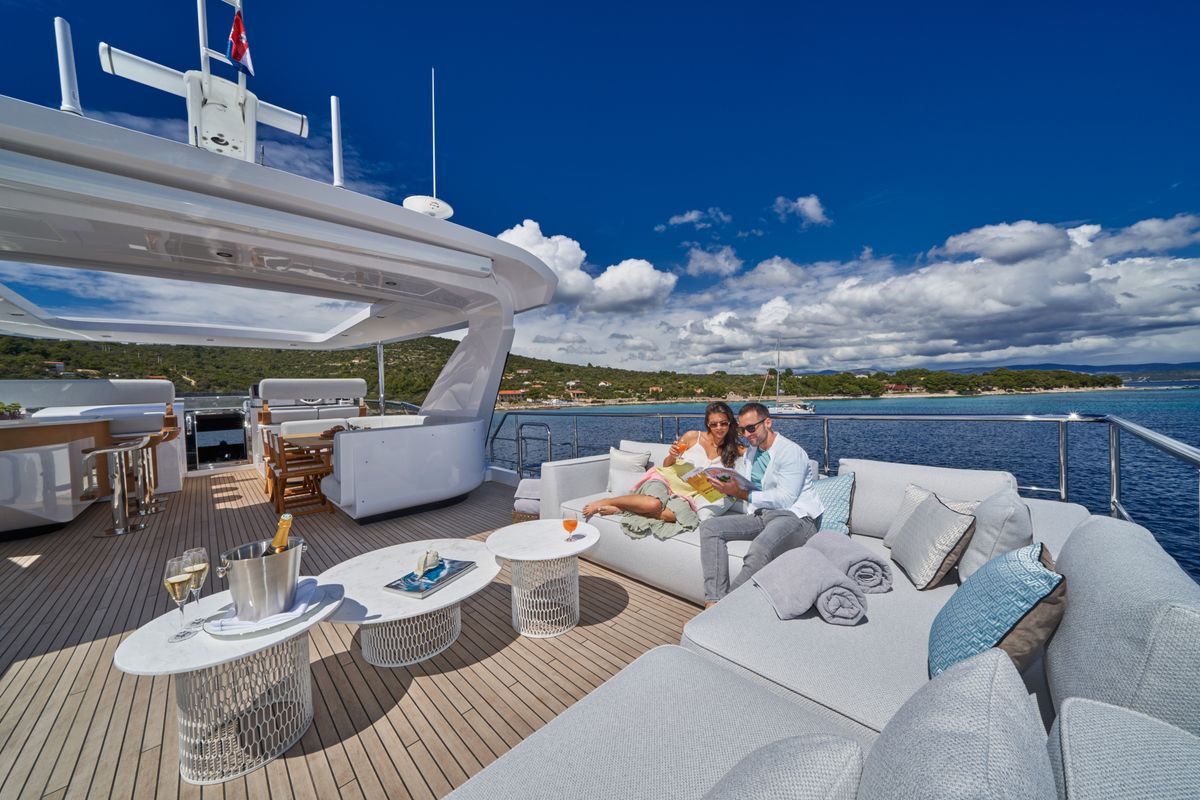 Deck of ALUMINIA TOO, a Azimut Grande 27 yacht at Grad Kaštela, Croatia