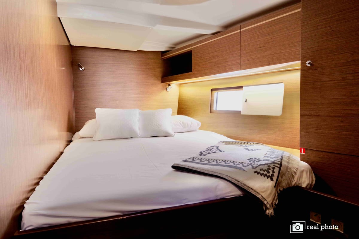 Cabin on Elettra, a Beneteau Oceanis 51.1 sailboat at Castellammare di Stabia, Italy