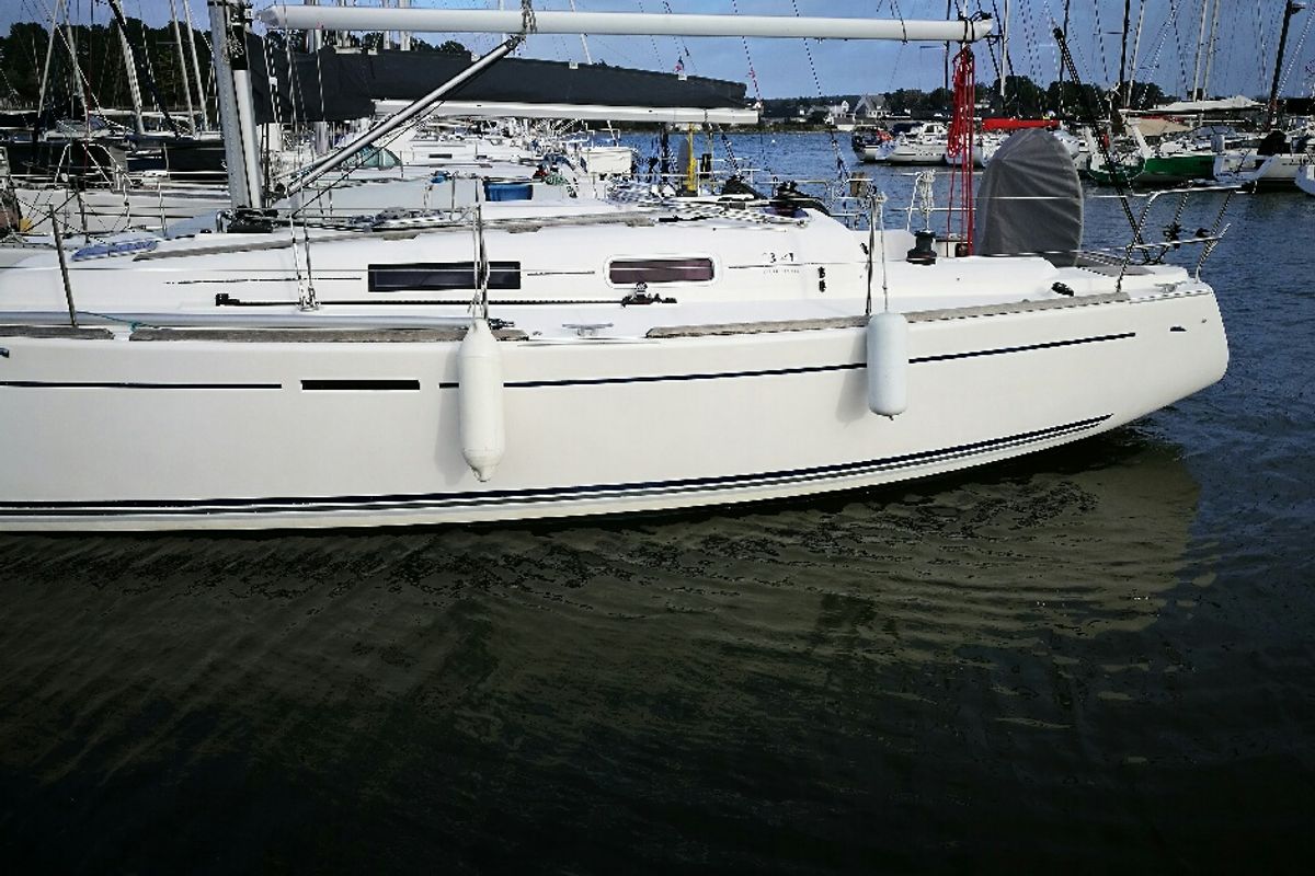 Salon of Bonchamps, a Dufour 34 sailboat at La Rochelle, France