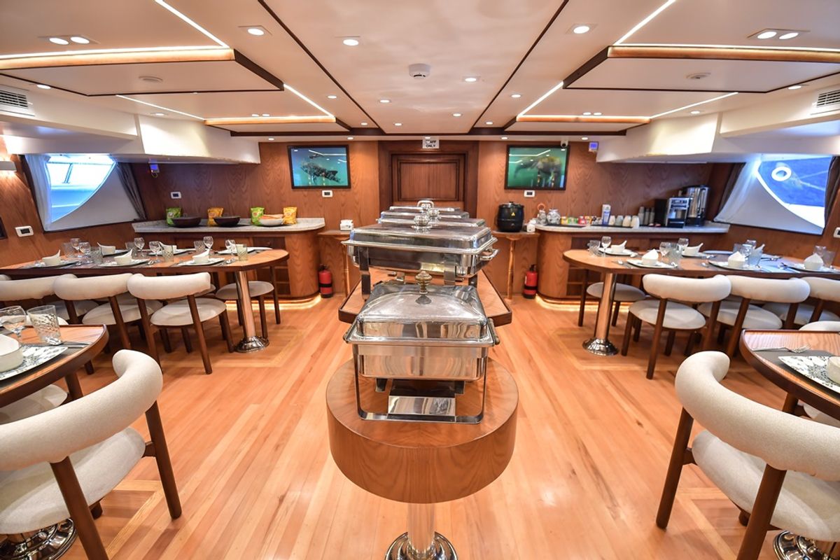 Salon of Comfort Cabin Upper Deck 4, a Gulet Luxury Motor Yacht motorboat at Sharm El Sheikh, Egypt