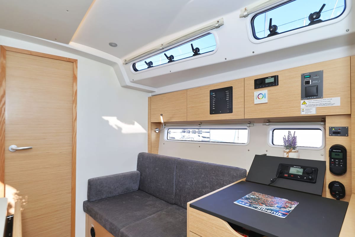 Salon of Leeloo, a Hanse Yachts Hanse 360 sailboat at Grad Šibenik, Croatia