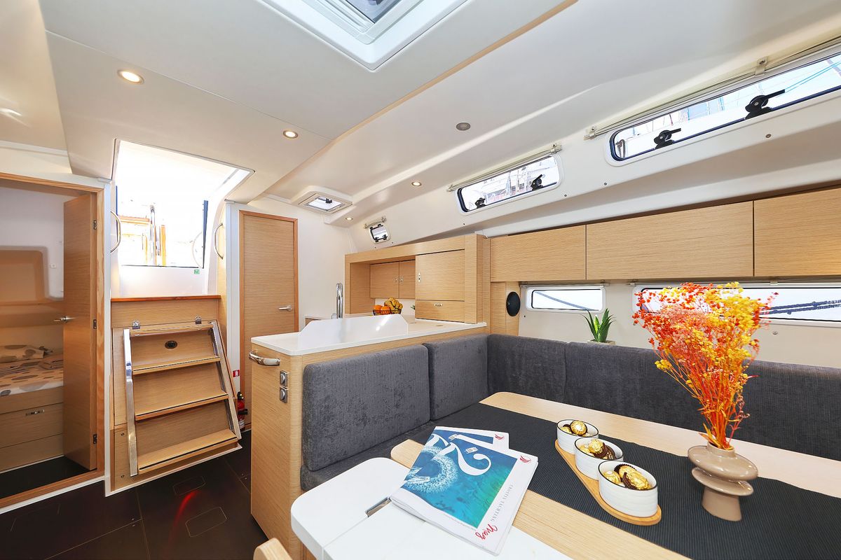 Salon of Leeloo, a Hanse Yachts Hanse 360 sailboat at Grad Šibenik, Croatia
