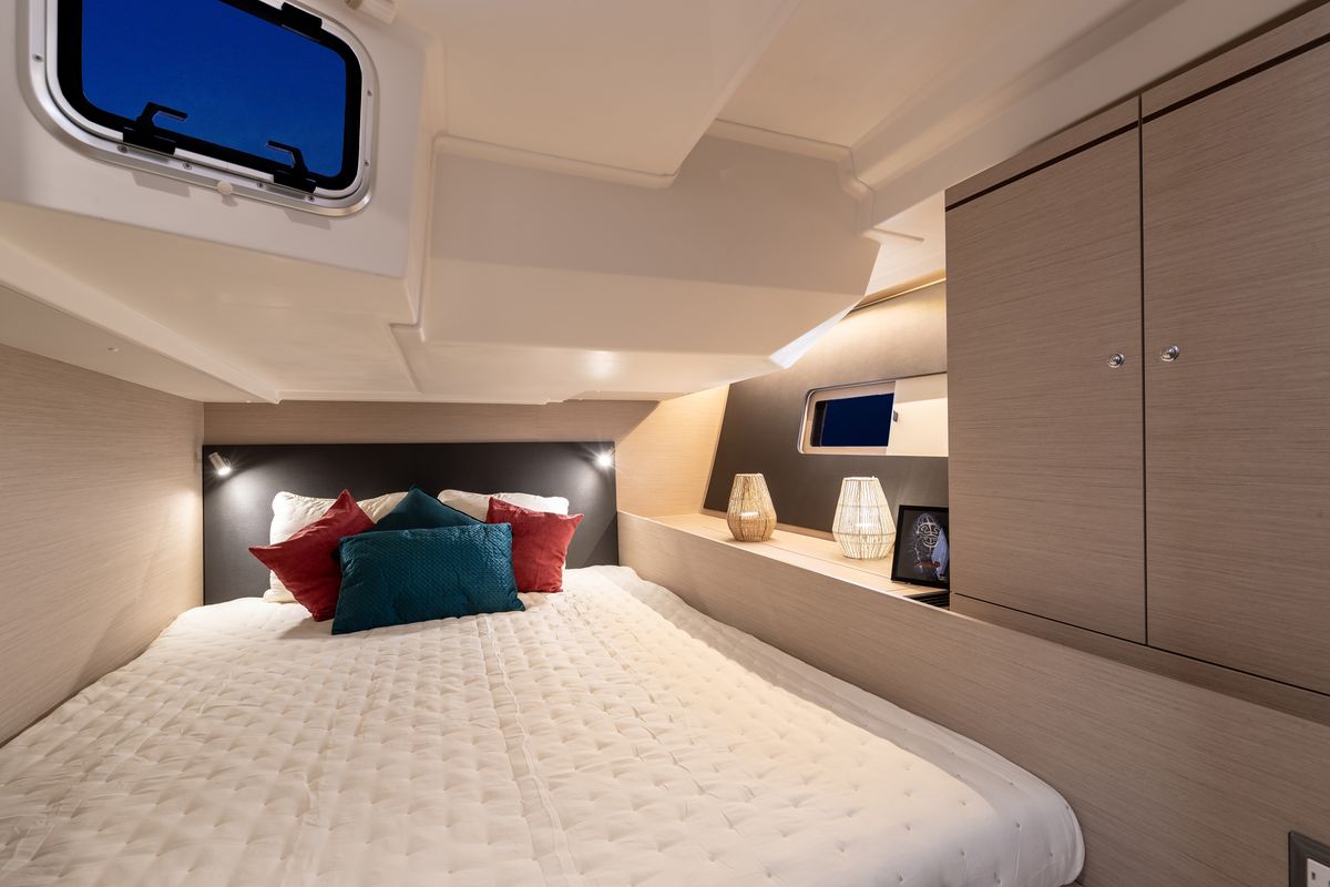 Cabin on Moorings 52.4 Club, a Jeanneau Sun Odyssey 52.2 sailboat at Marigot, France