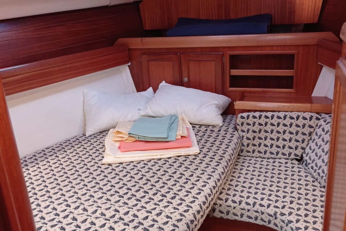 Cabin on Tommy, a Dufour 36 Classic sailboat at Grad Pula, Croatia