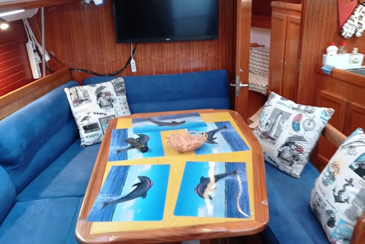 Salon of Tommy, a Dufour 36 Classic sailboat at Grad Pula, Croatia