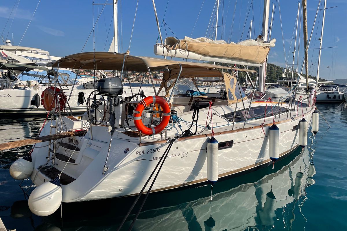 Exterior view of MAKEMO, a Jeanneau 53 sailboat at Općina Rogoznica, Croatia