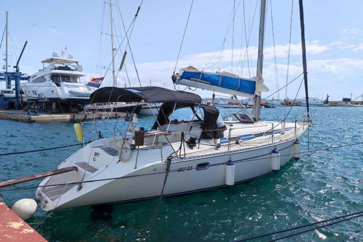Exterior view of Gem, a Elan 431 sailboat at Tribunj, Croatia