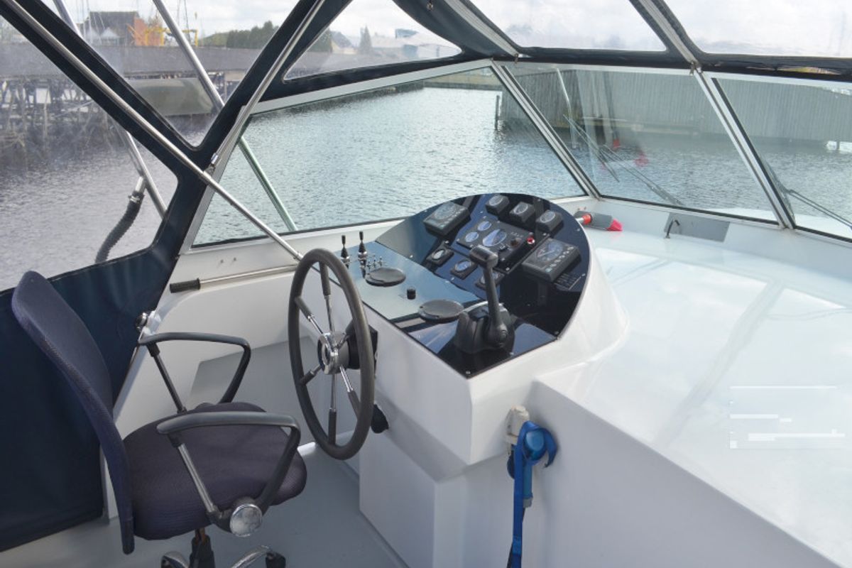 Head on Wendela, a De Drait Stabila 1320 motorboat at Drachten, Netherlands