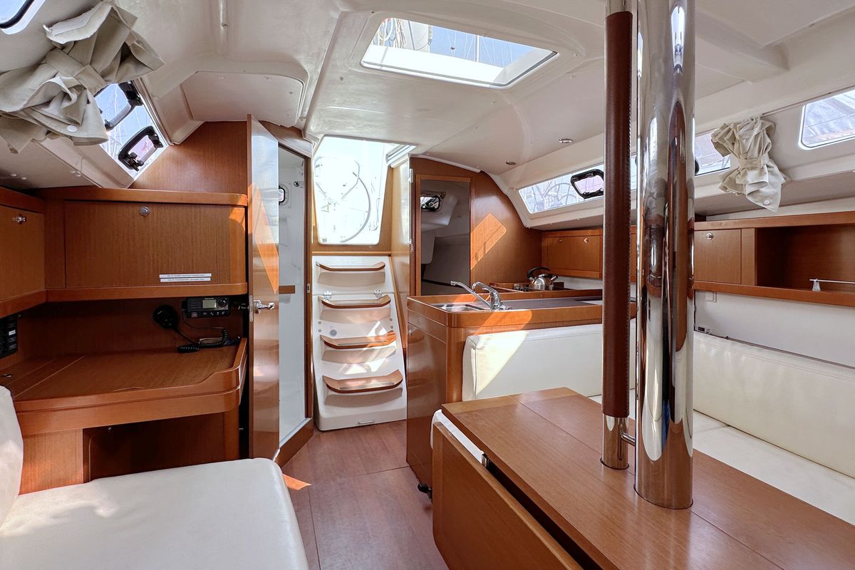 Salon of LL Skyhawk, a Beneteau Oceanis 34.2 sailboat at Grad Pula, Croatia