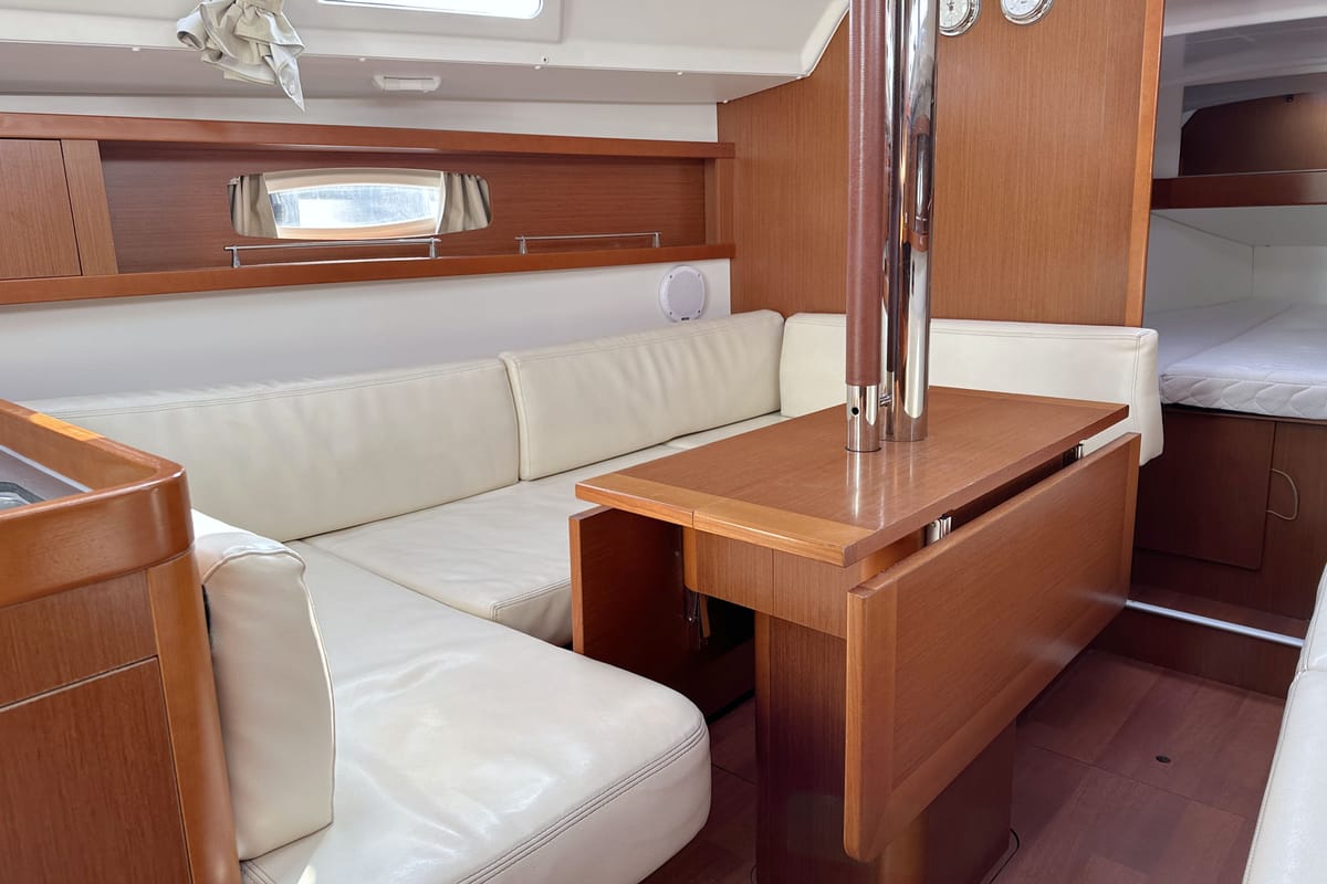 Salon of LL Skyhawk, a Beneteau Oceanis 34.2 sailboat at Grad Pula, Croatia