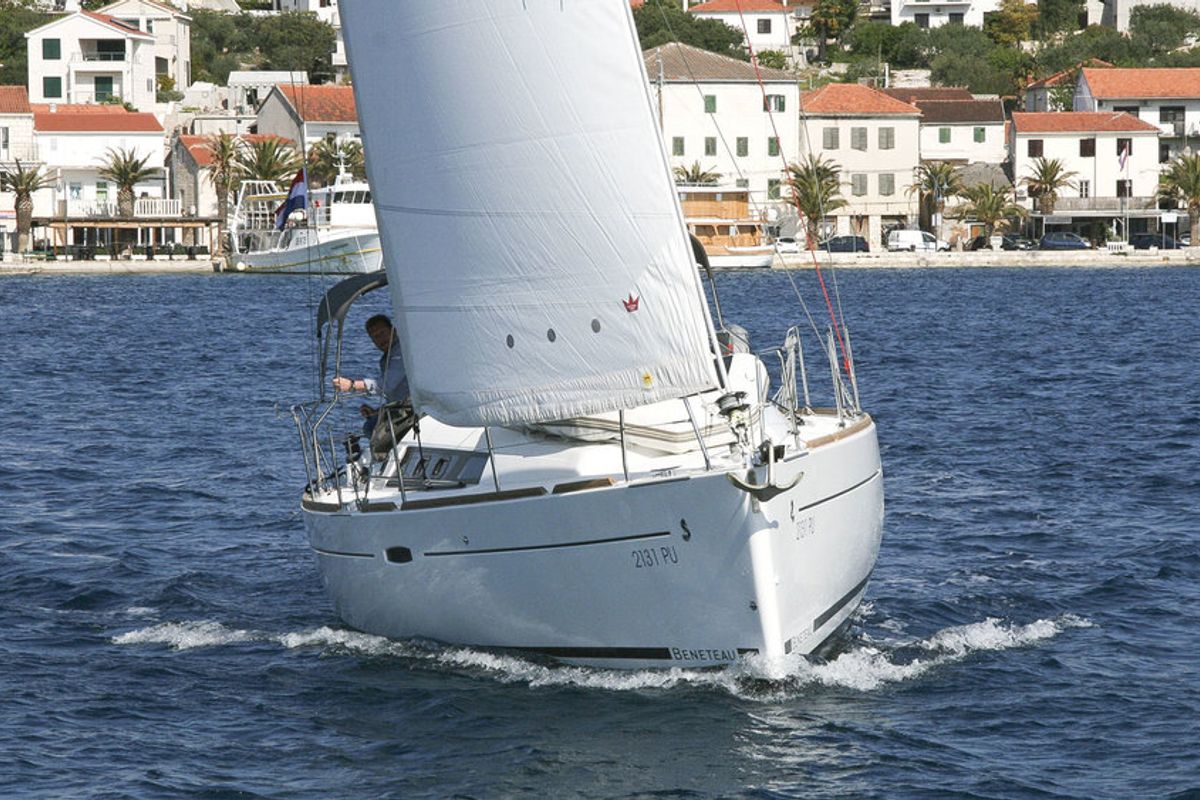 Exterior view of LL Skyhawk, a Beneteau Oceanis 34.2 sailboat at Grad Pula, Croatia