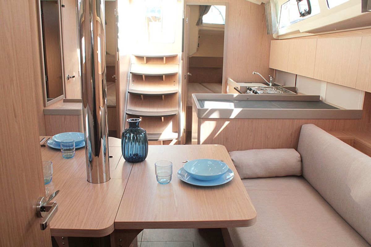 Salon of Under Pressure, a Beneteau Oceanis 41.1 sailboat at Palma de Mallorca, Spain
