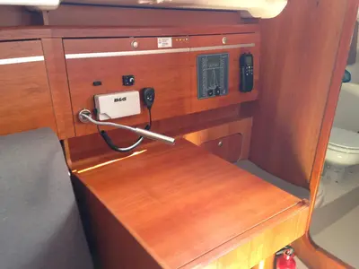 Salon of Lorine, a Dehler 32 sailboat at Port Navalo, France