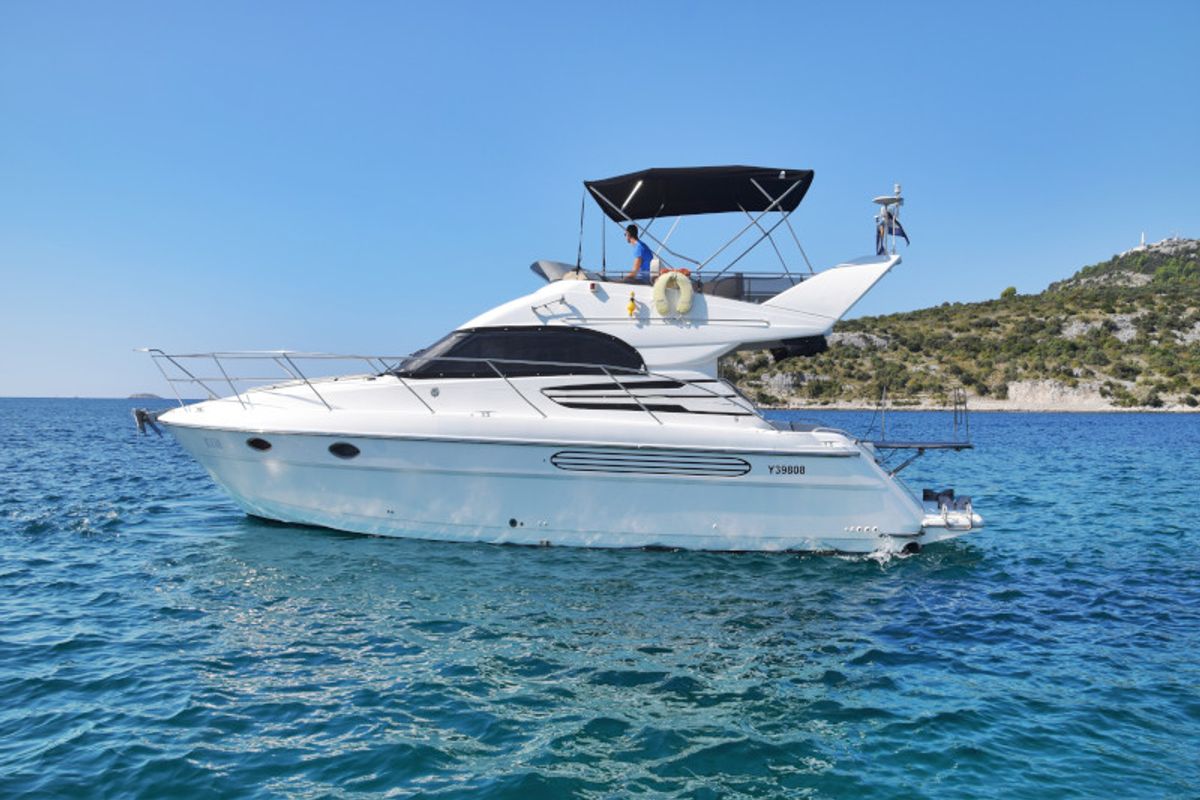 Exterior view of Julia, a Fairline Boats Fairlane Phantom 40 motorboat at Primošten, Croatia
