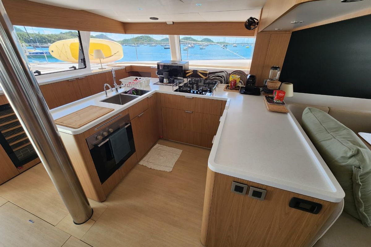 Galley of Four C'S, a Bali 5.8 catamaran at Hyères, France