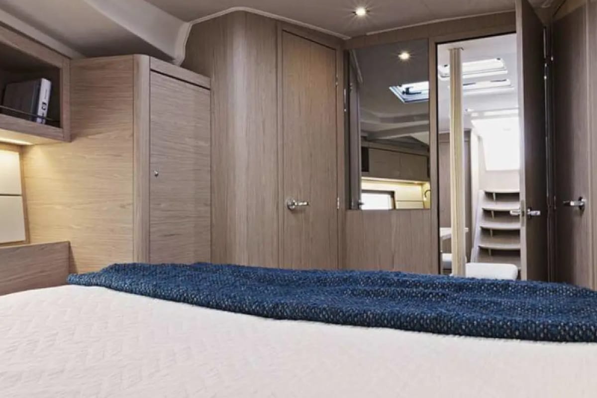 Cabin on Oceanis 461/3/3 Premium, a Beneteau Oceanis 461 sailboat at Općina Marina, Croatia