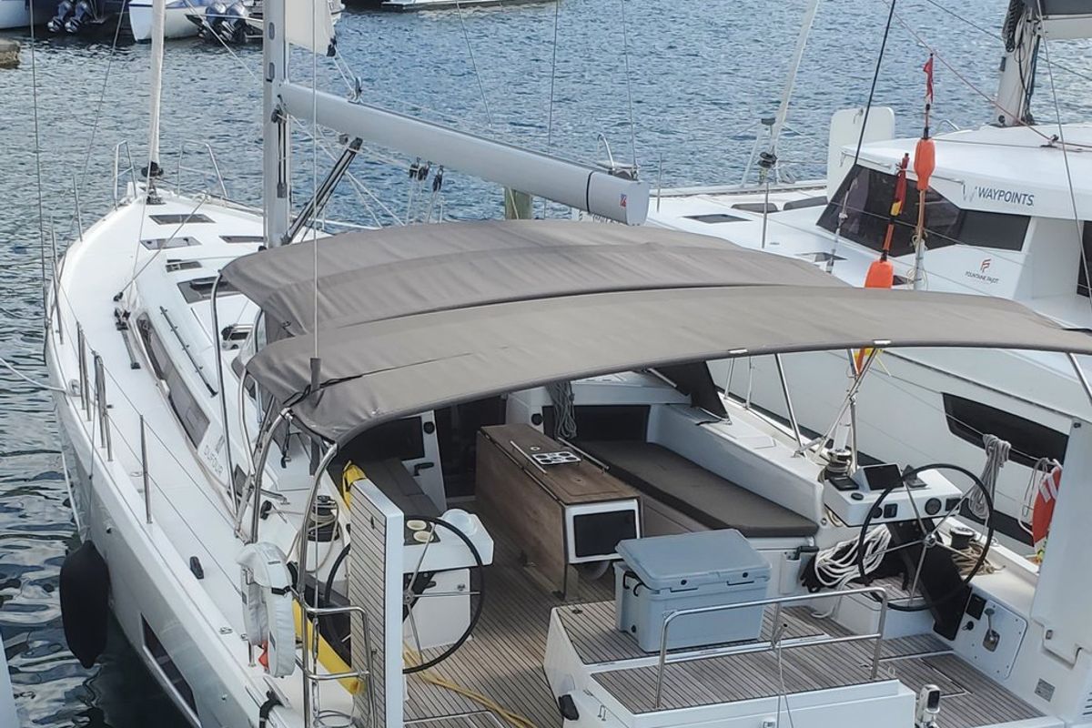 Deck of Salacia, a Dufour 470 sailboat at Charlotte Amalie, United States