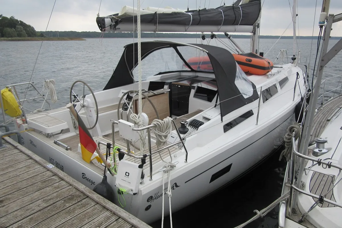Exterior view of No name, a Hanse Yachts Hanse 388 sailboat at Gothenburg, Sweden