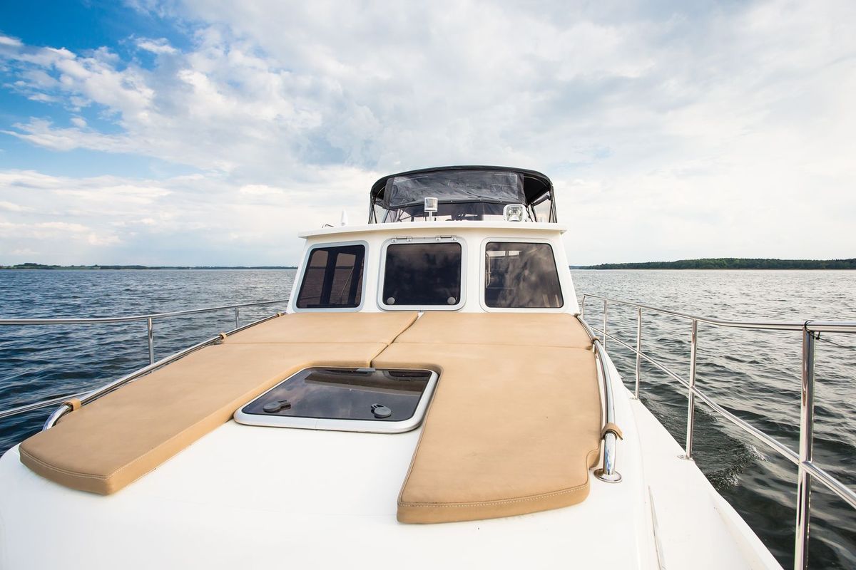 Deck of Nautiner 40.2 AFT #2, a Nautiner 40.2 AFT motorboat at Wilkasy, Poland