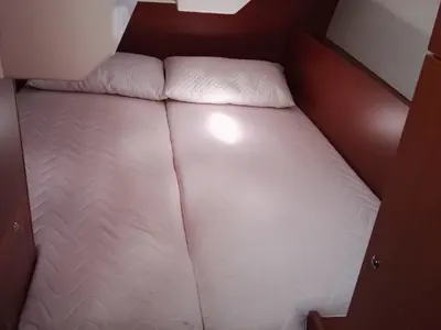 Cabin on Dani, a Beneteau Oceanis 38.1 sailboat at Cannigione, Italy