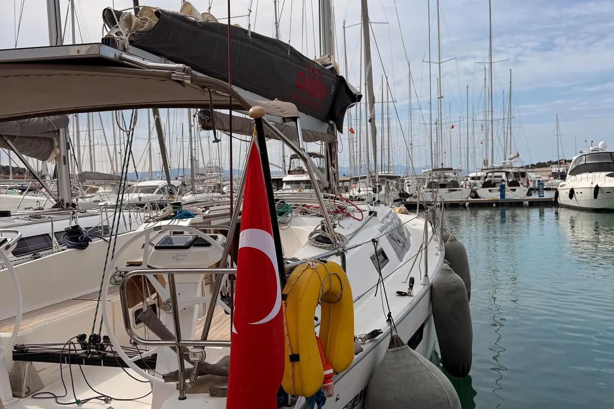 DuruDemir, a Bavaria Bavaria Cruiser 41S sailboat at Çeşme, Turkey